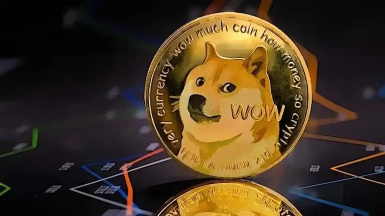 Dogecoin shines, up 7%, and Bitcoin is flat