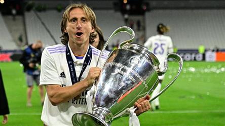 Real Madrid is agreeing with Modric to extend the contract